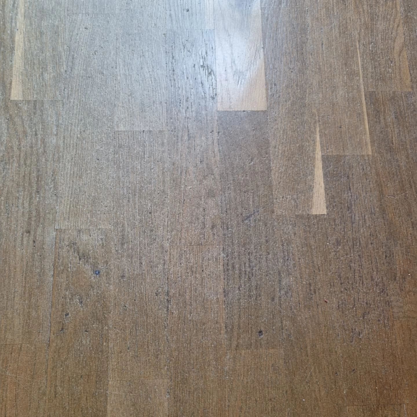 Parquet antes de la restauración