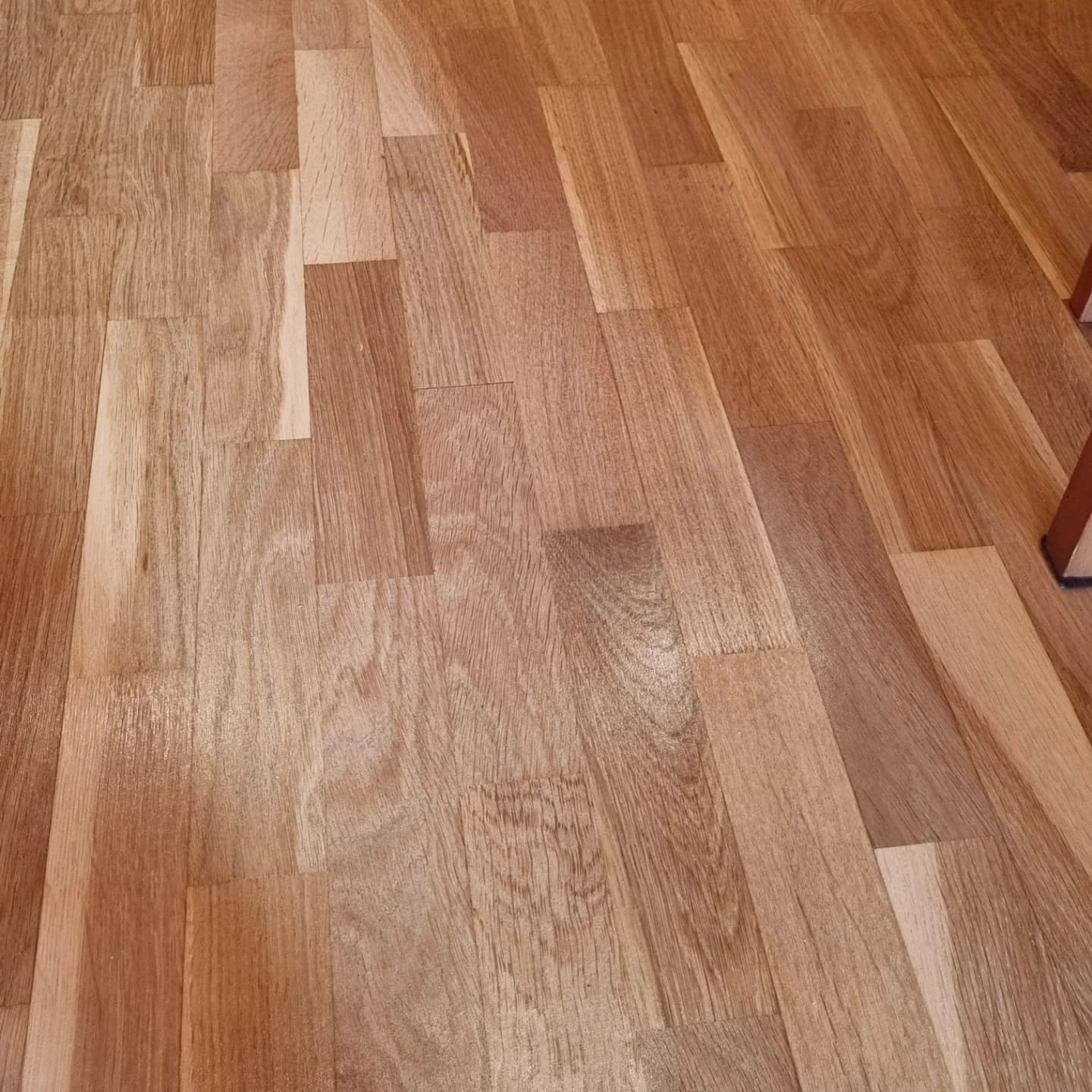Parquet después de la restauración